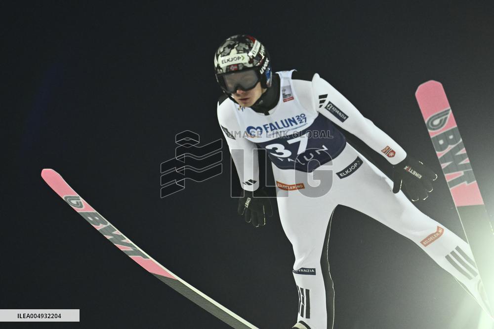 SKI JUMPING WORLD CUP LARGE HILL
