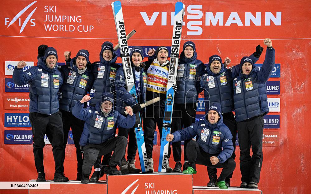 SKI JUMPING WORLD CUP LARGE HILL