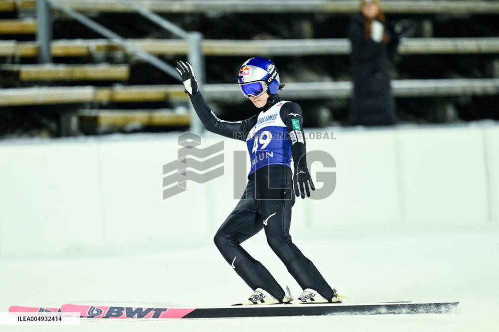 SKI JUMPING WORLD CUP LARGE HILL