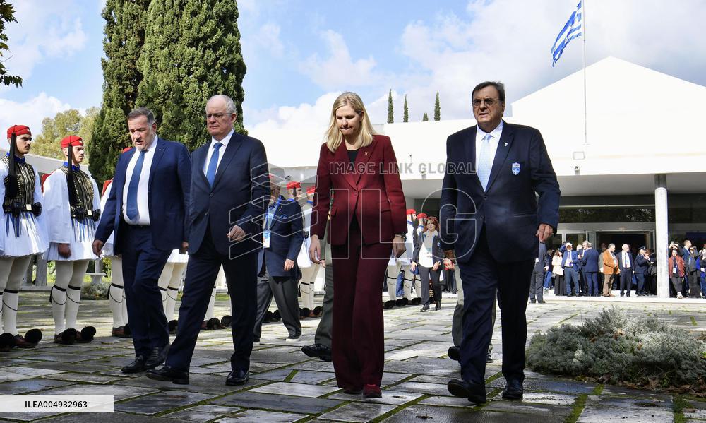 Milan-Cortina Olympic flame lightning ceremony