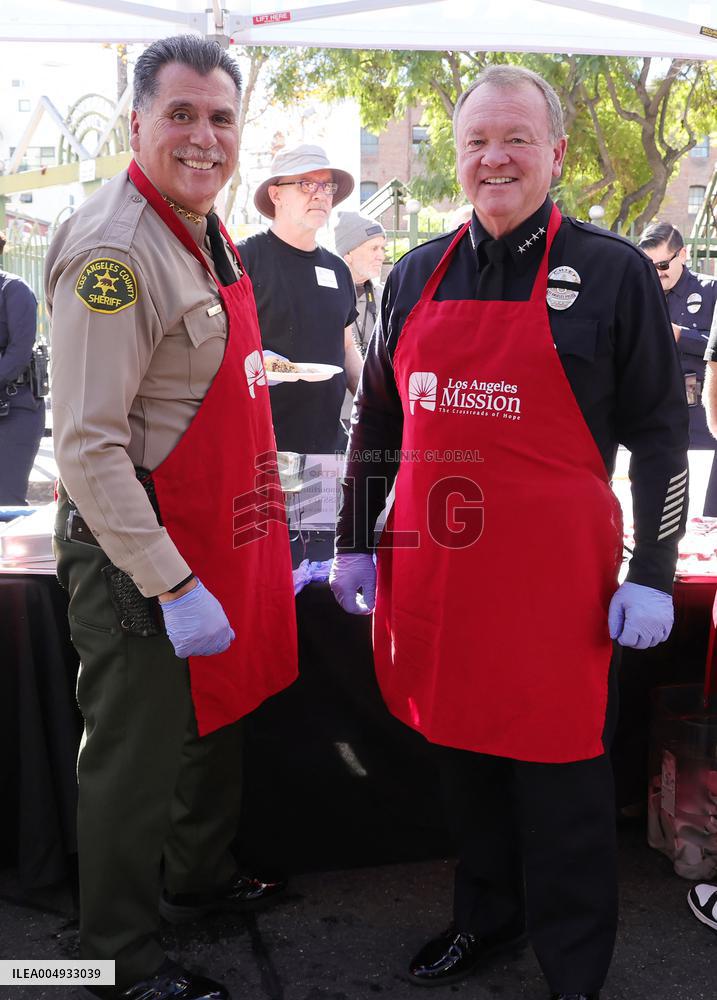 2025 Thanks & Giving On Skid Row - LA