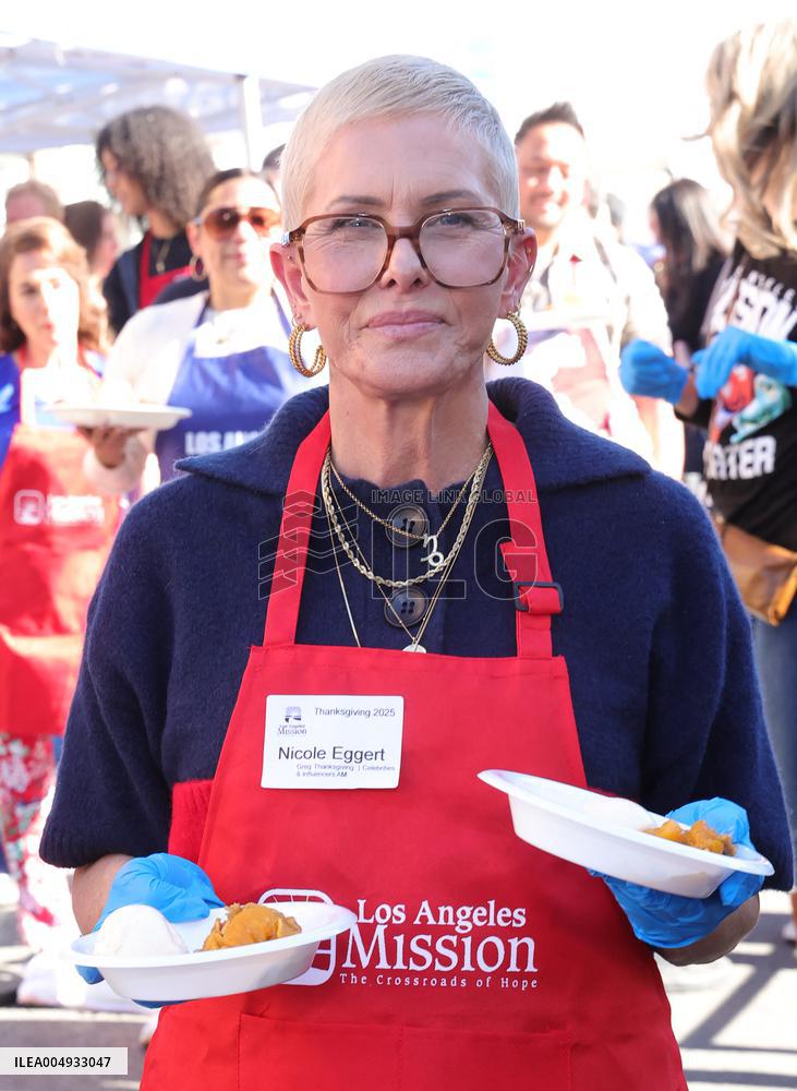 2025 Thanks & Giving On Skid Row - LA