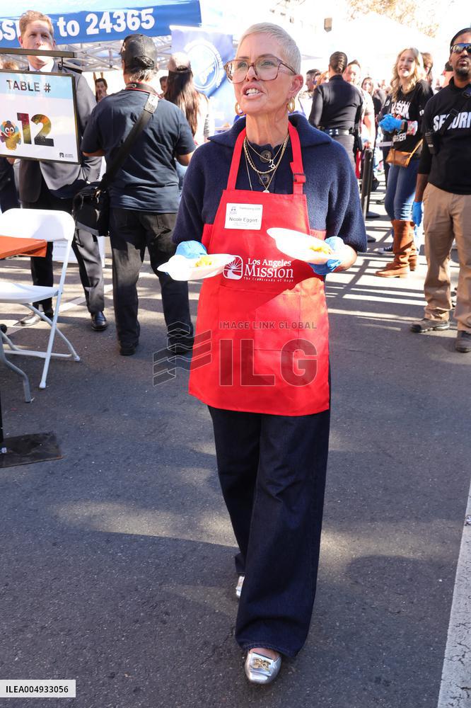 2025 Thanks & Giving On Skid Row - LA