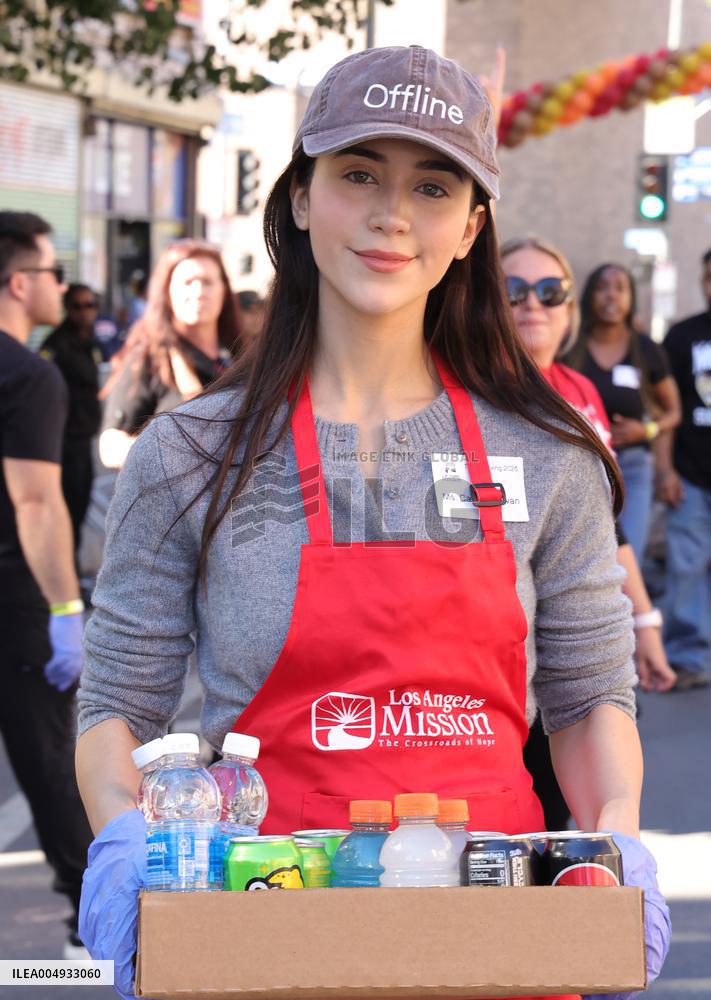 2025 Thanks & Giving On Skid Row - LA