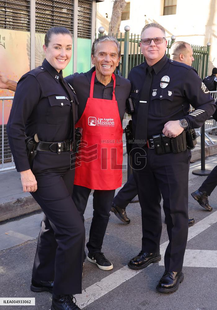 2025 Thanks & Giving On Skid Row - LA