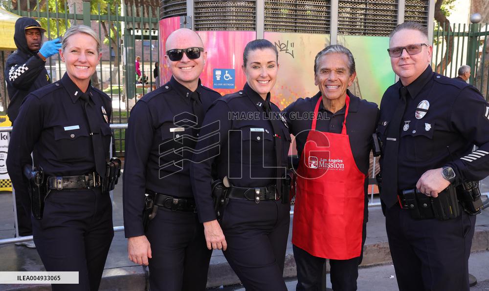 2025 Thanks & Giving On Skid Row - LA