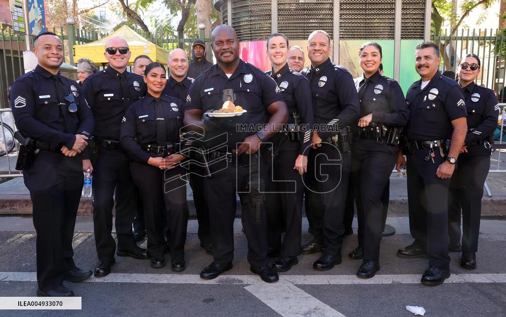 2025 Thanks & Giving On Skid Row - LA