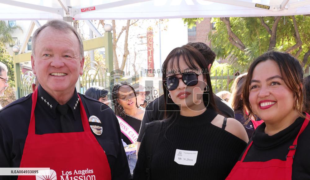 2025 Thanks & Giving On Skid Row - LA