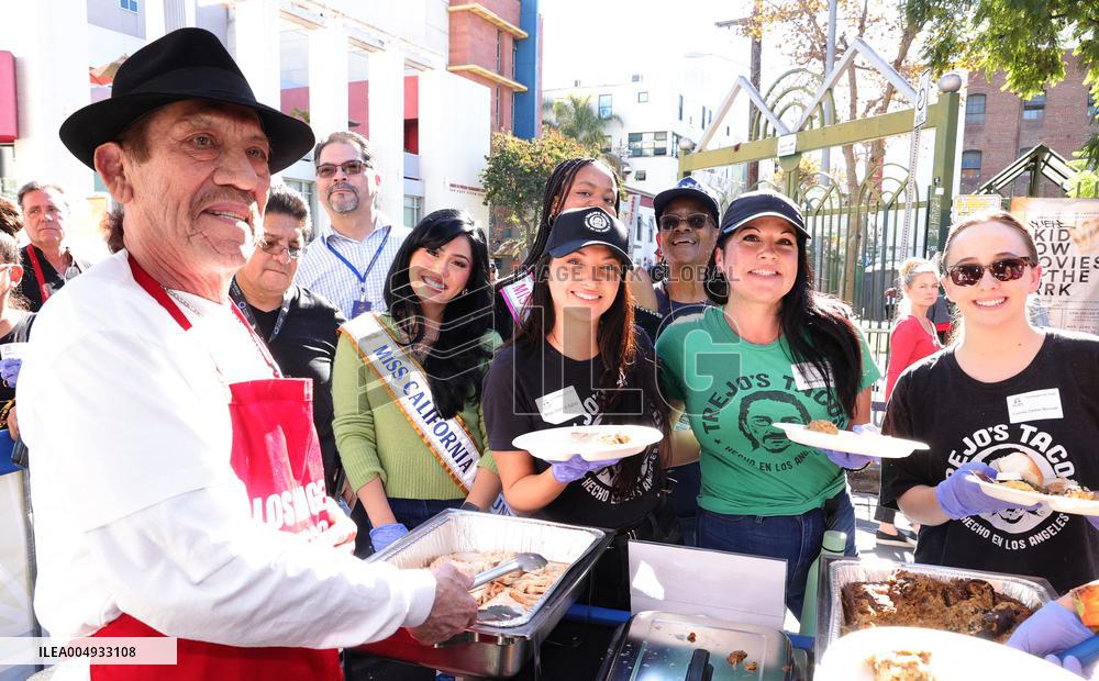 2025 Thanks & Giving On Skid Row - LA