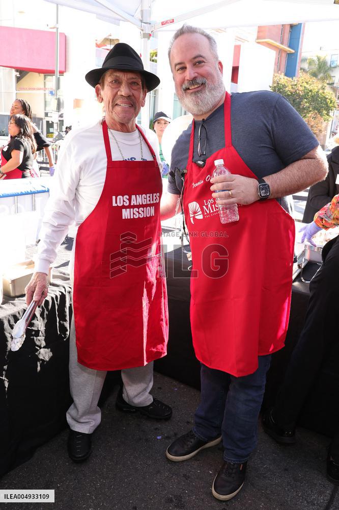 2025 Thanks & Giving On Skid Row - LA