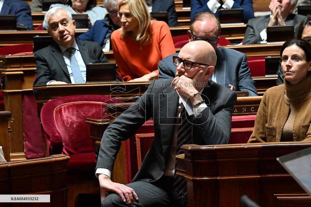 Questions To Government At The Senate - Paris