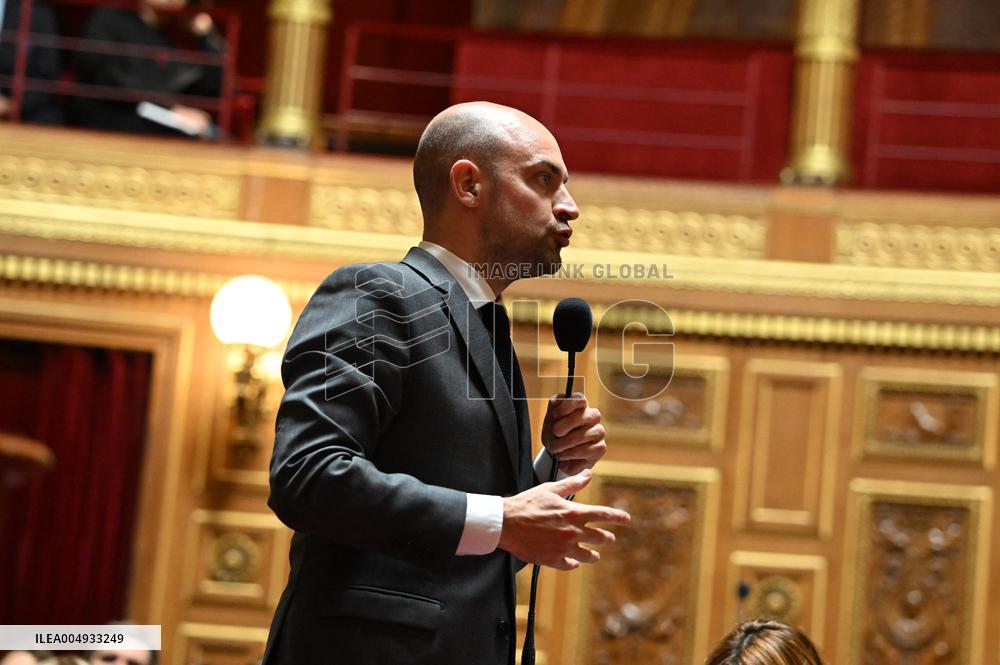 Questions To Government At The Senate - Paris