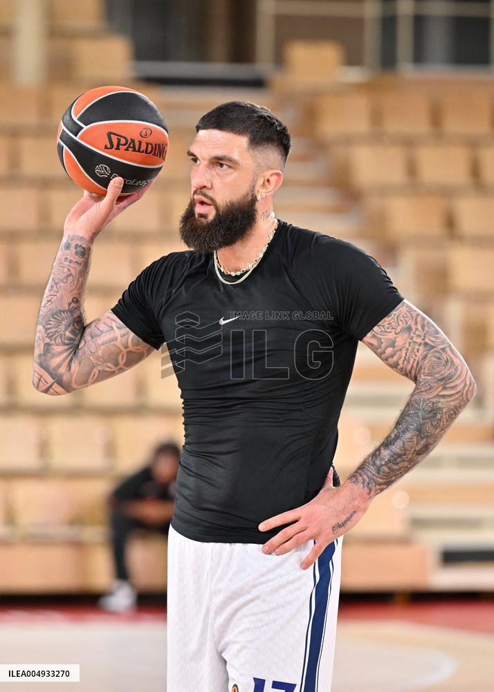 Euroleague Basketball - AS Monaco v Anadolu Efes