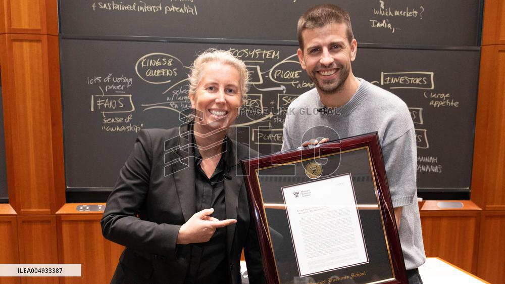 Gerard Piqué teaches two classes at Harvard's prestigious MBA in Boston
