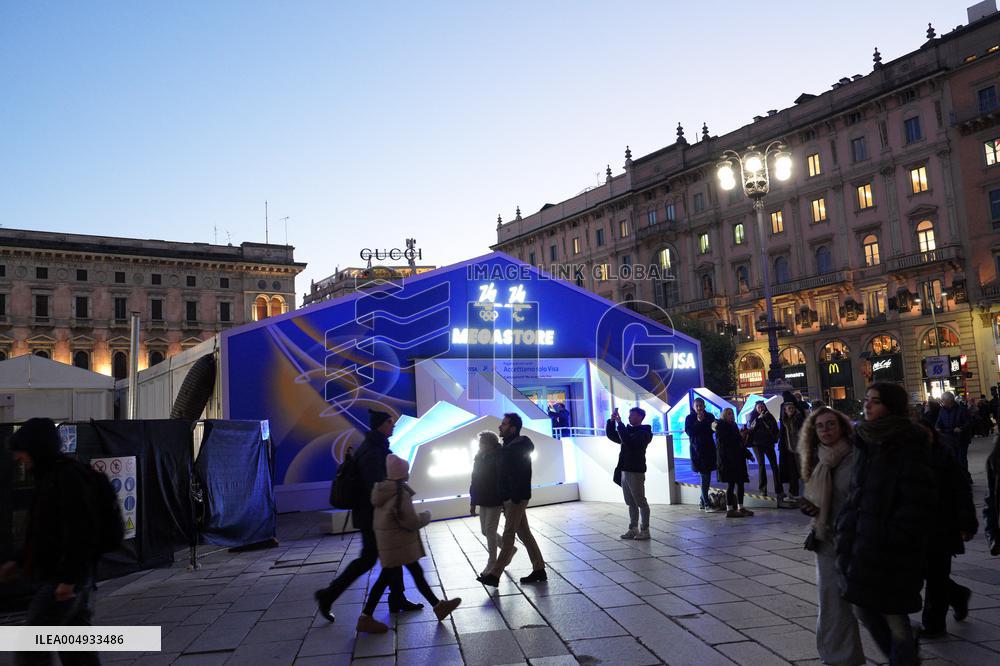 Christmas Tree Lights Up in Milan - Italy