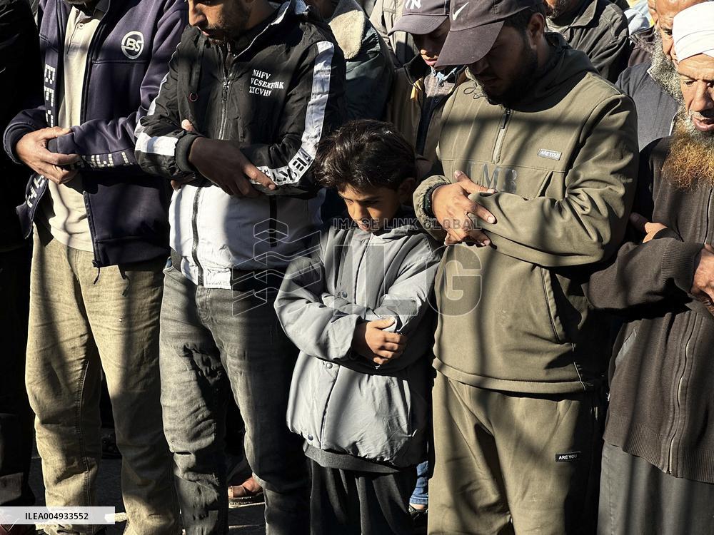 Funeral in Khan Yunis