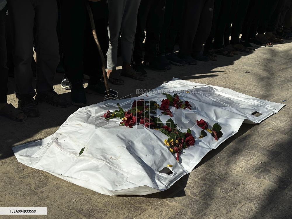 Palestinian Student Killed By Missile - Khan Younis