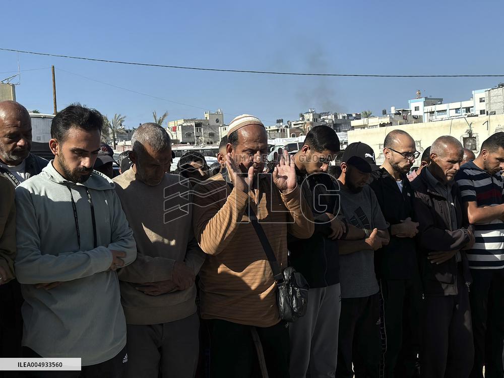 Palestinian Student Killed By Missile - Khan Younis