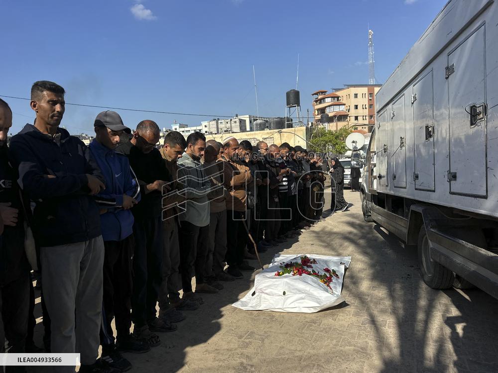 Palestinian Student Killed By Missile - Khan Younis