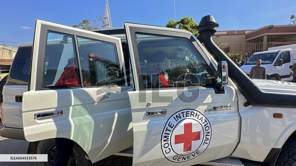 Red Cross Receives Bodies From Israel - Khan Younis