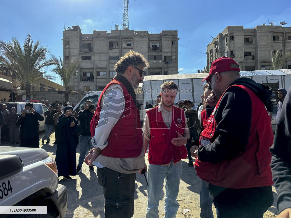 Red Cross Receives Bodies From Israel - Khan Younis