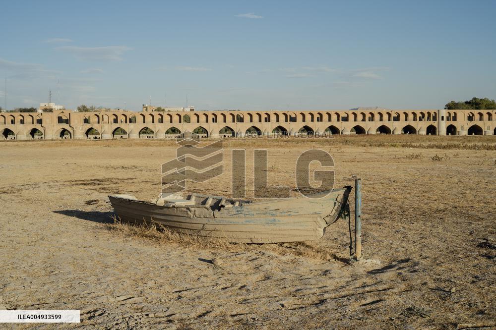 Zayanderud Riverbed Dries Up - Iran