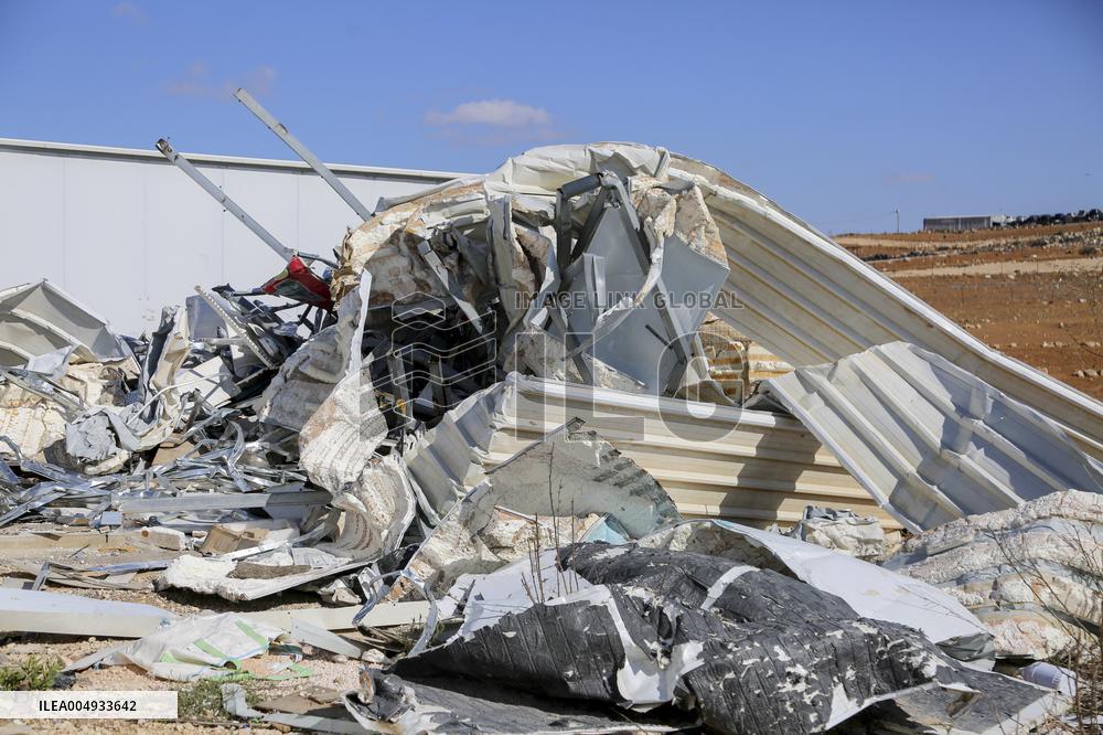 Shops Demolished in West Bank