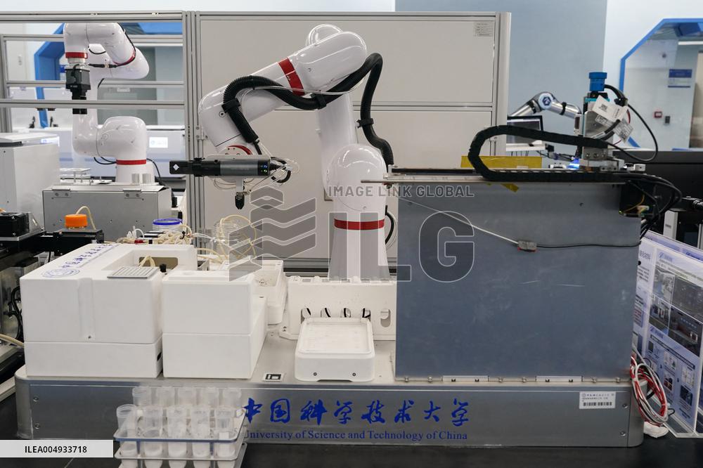 Robot Chemist - China