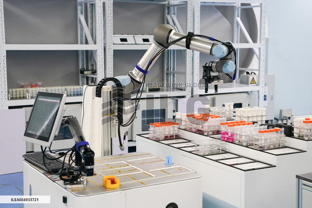 Robot Chemist - China