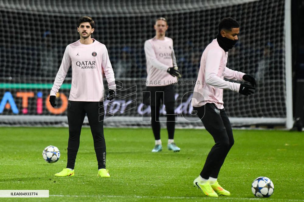 Champions League - PSG New Jersey During Training - Paris
