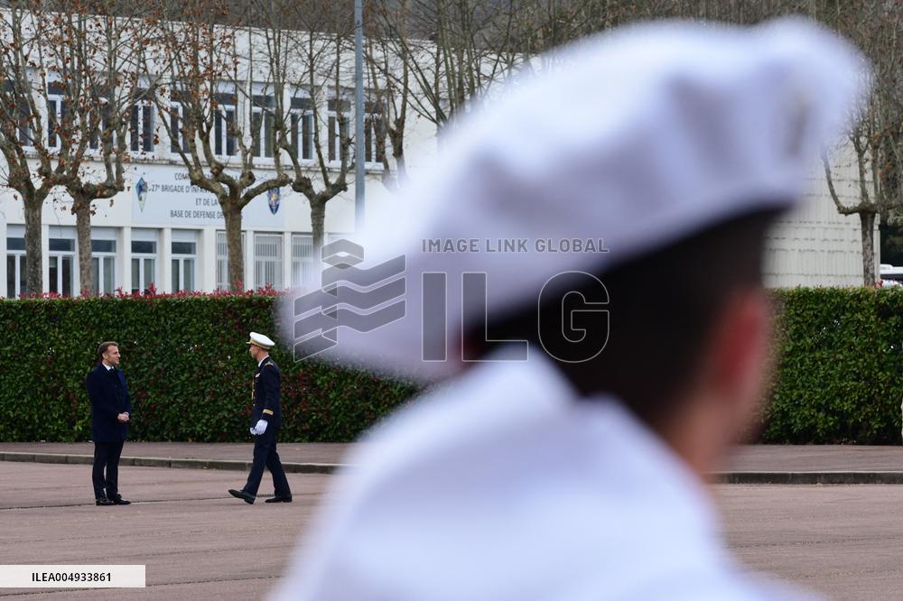 Macron Visits The 27th Mountain Infantry Brigade - Varces