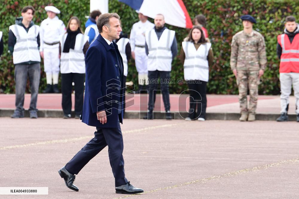 Macron Visits The 27th Mountain Infantry Brigade - Varces