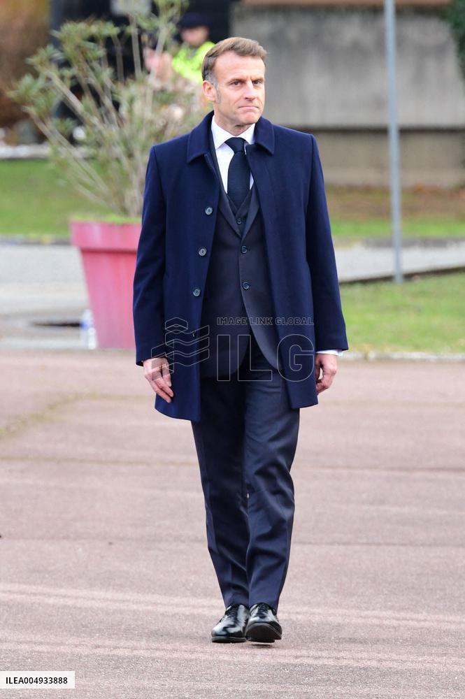 Macron Visits The 27th Mountain Infantry Brigade - Varces