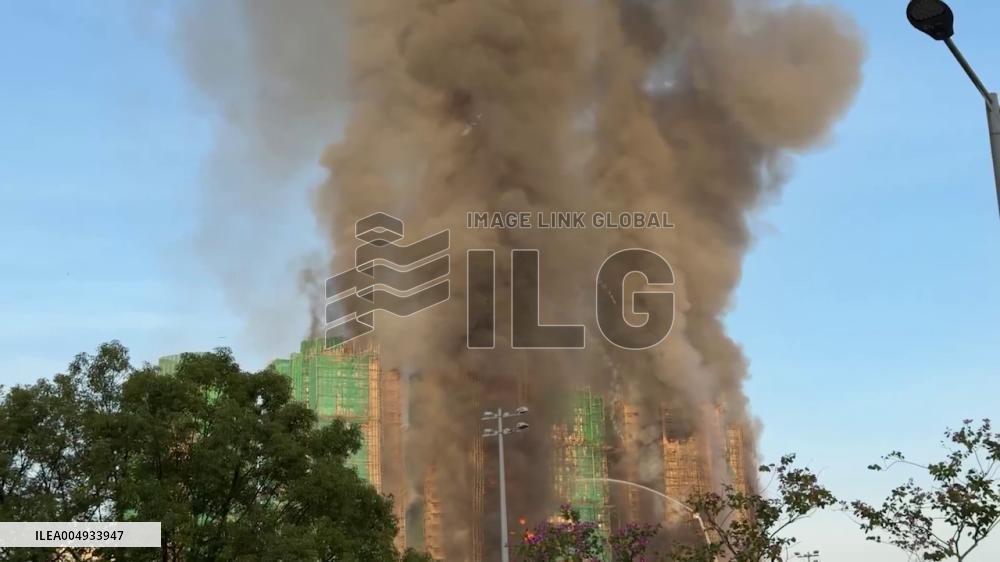 Hong Kong: Dozens Dead, Massive Fire Engulfs Wang Fuk Court in Tai Po District