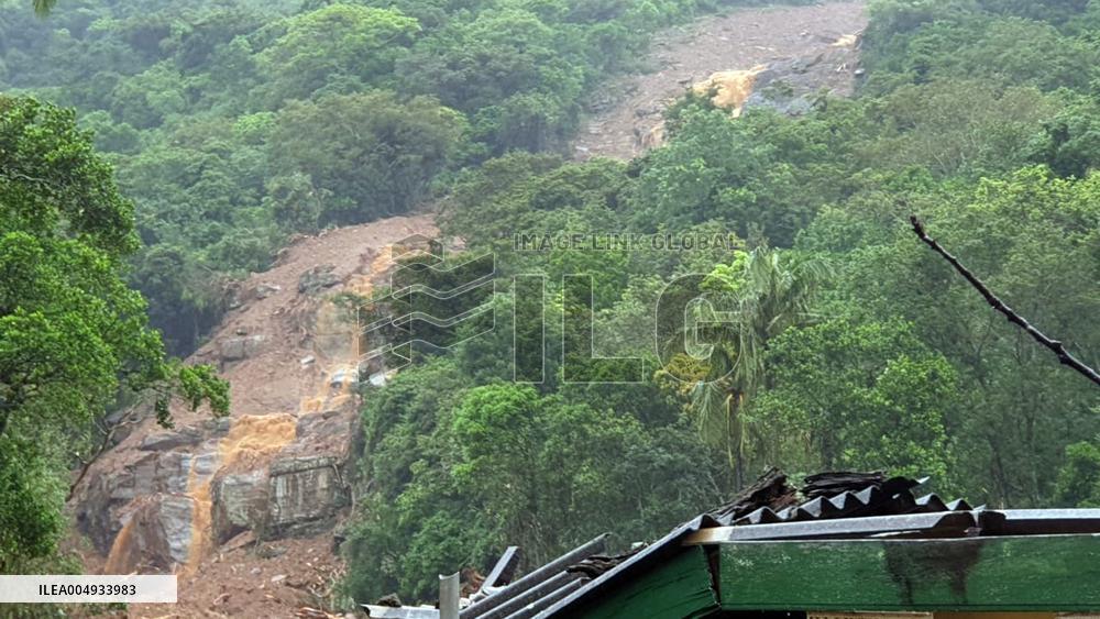 Flooding and Landslides Kill 31 Across Sri Lanka