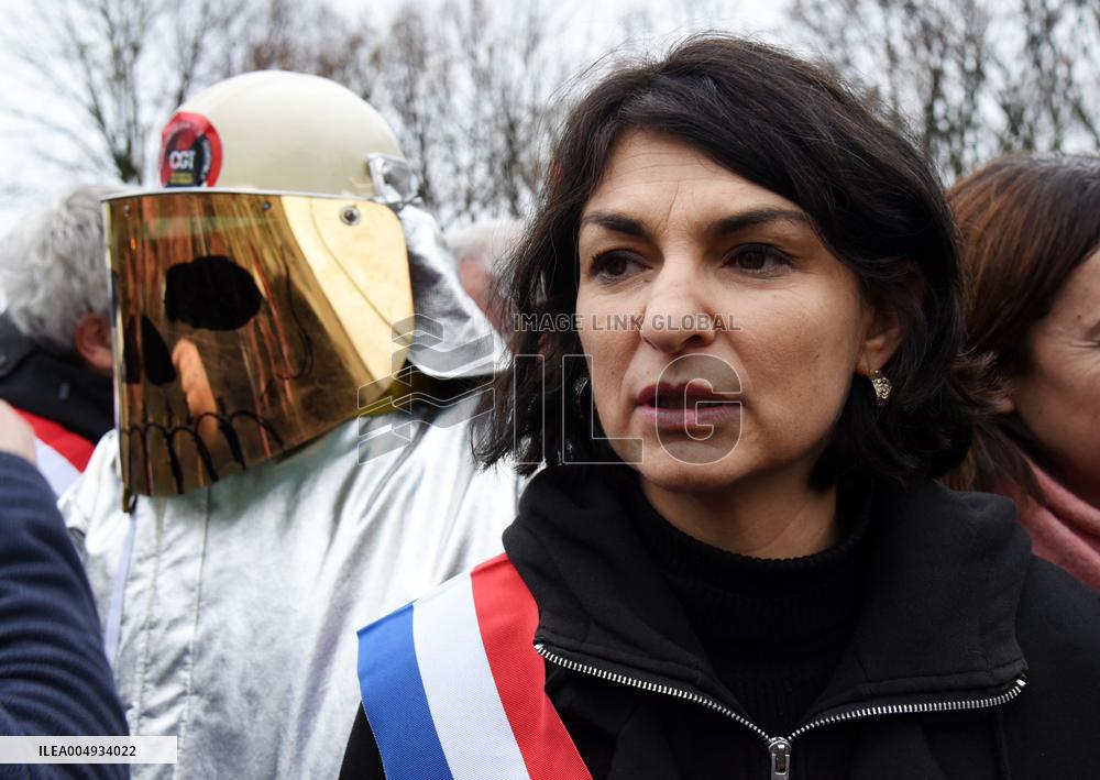 ArcelorMittal Rally in Front of the National Assembly - Paris