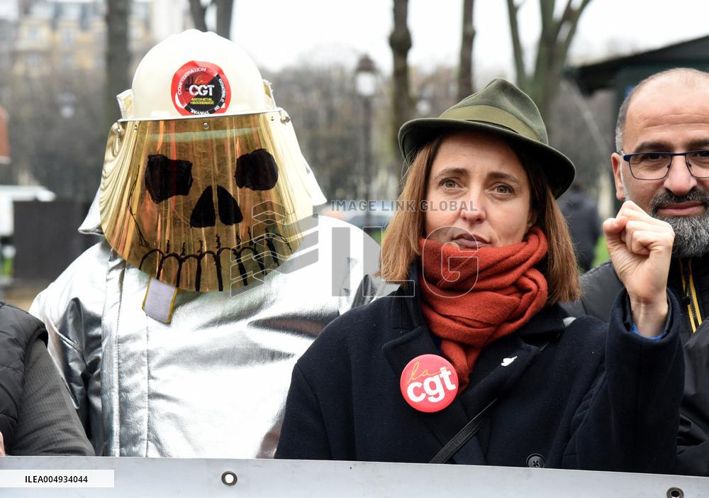 ArcelorMittal Rally in Front of the National Assembly - Paris