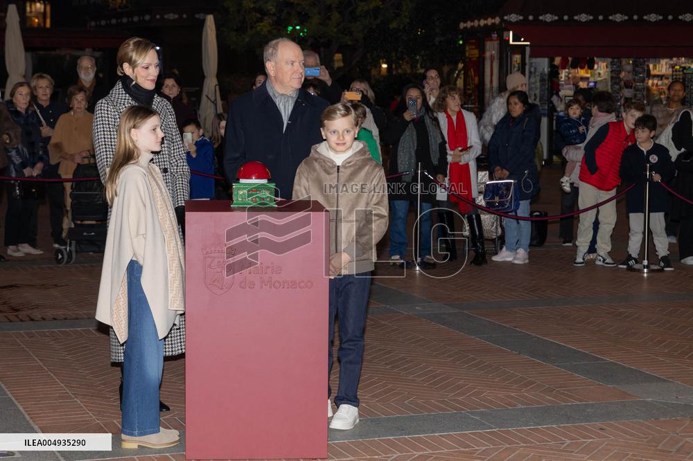 NO TABLOIDS - Launch Of The Christmas Lights - Monaco