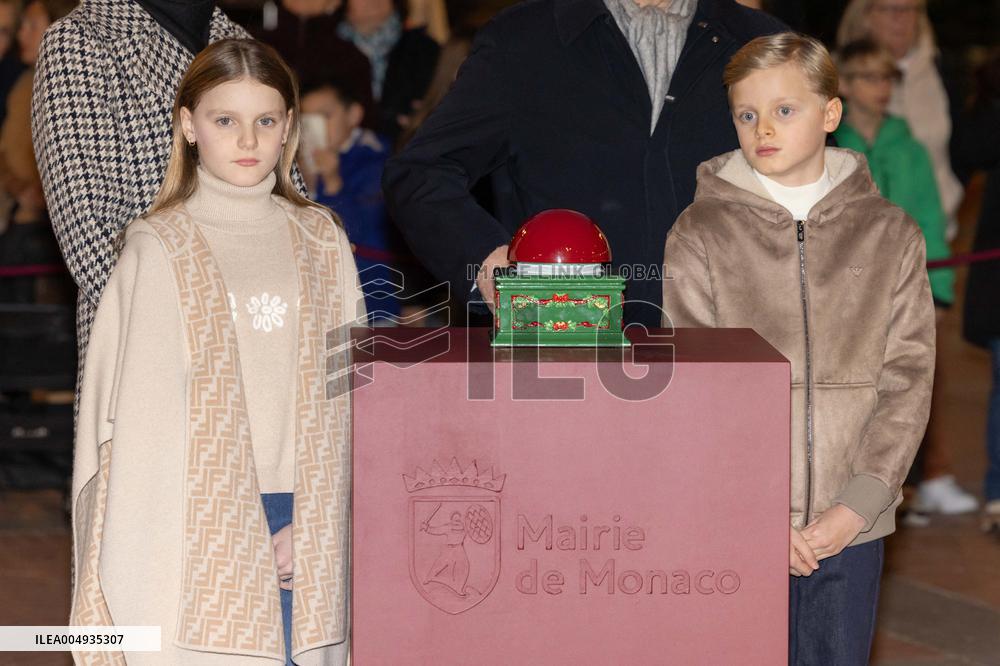 NO TABLOIDS - Launch Of The Christmas Lights - Monaco