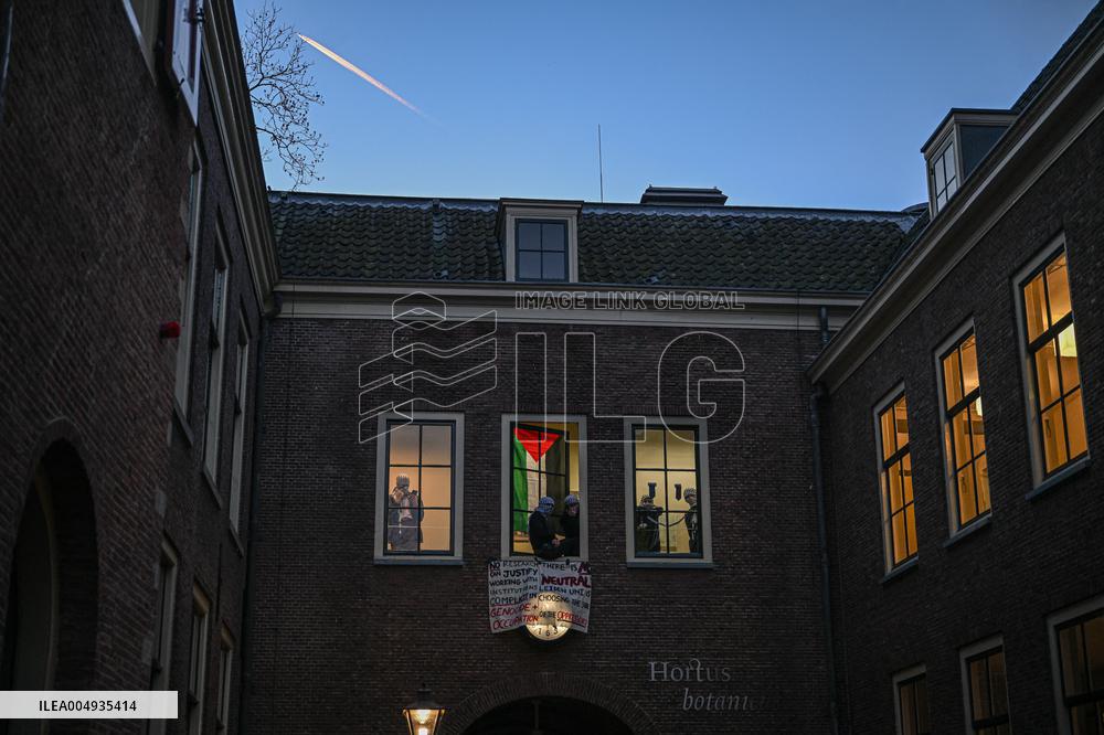 Leiden University Occupation - Leiden