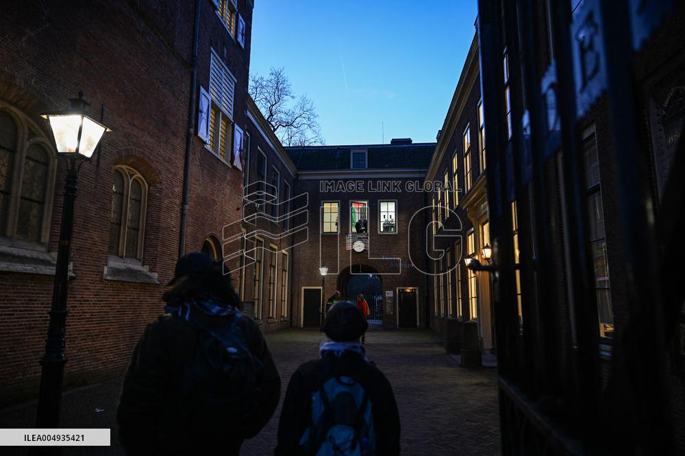 Leiden University Occupation - Leiden