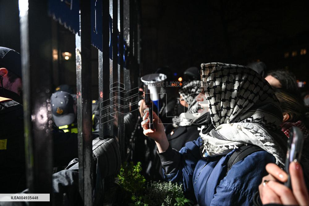 Leiden University Occupation - Leiden