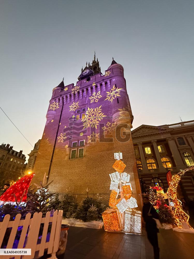 Christmas Market At Place Du Capitole - Toulouse