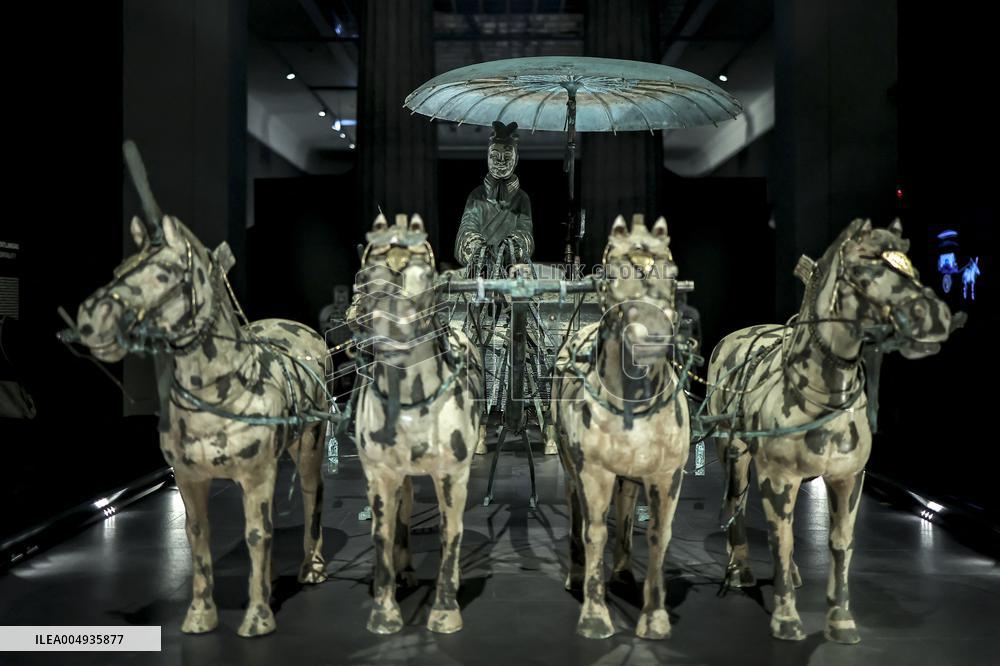 Civilization of the Qin and Han Dynasties - Budapest