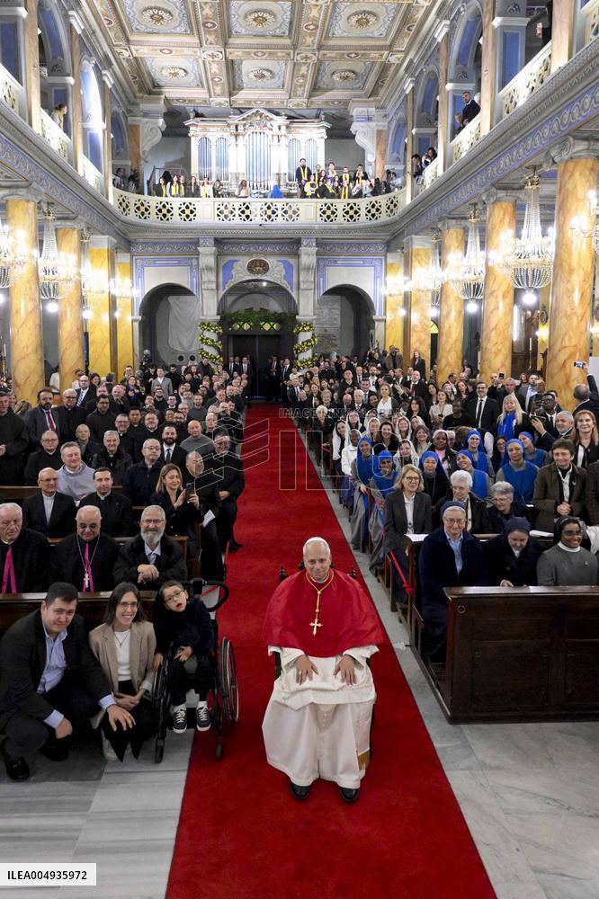 Pope Leo XIV At Istanbul Cathedral - Turkiye