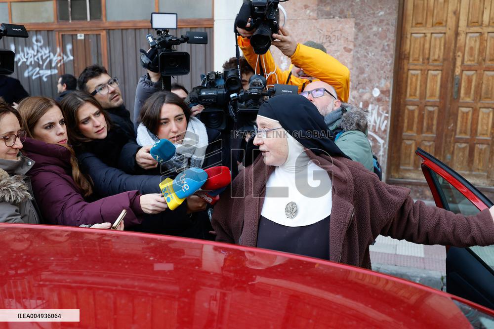 Former Abbess of Belorado Arrested for Irregular Sale of Works of Art - Spain