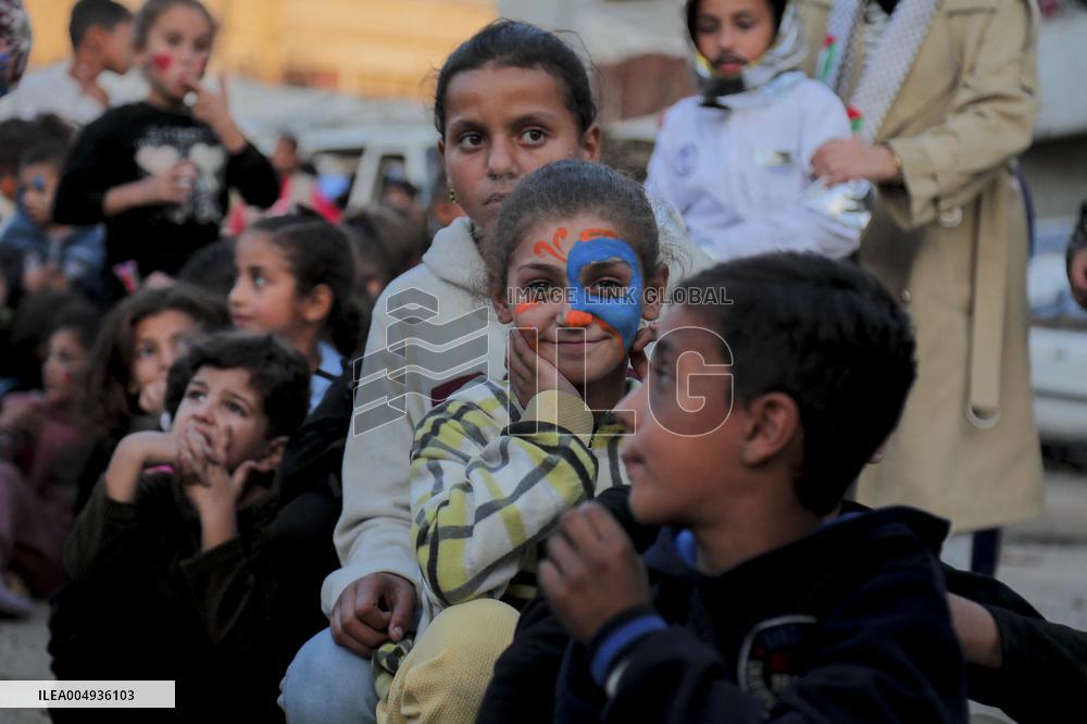 Recreational Event For Palestinian Children in Rashad Al Shawwa - Gaza