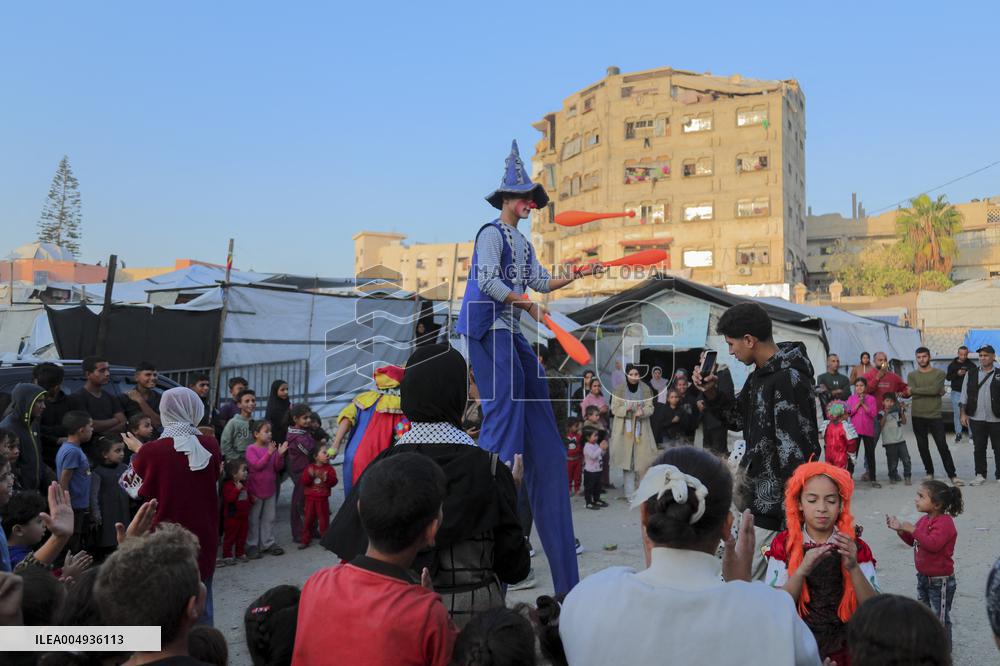 Recreational Event For Palestinian Children in Rashad Al Shawwa - Gaza