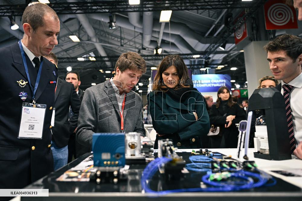 Alice Rufo visits Defence Innovation Forum - FID in Paris FA