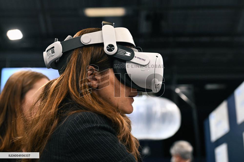 Alice Rufo visits Defence Innovation Forum - FID in Paris FA